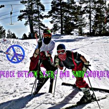 Litte Snygga f&aring;r man va ibland;). Foto: Samuel. &Aring;kare: Isak Alex.