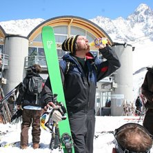 Super varm dag p&aring; Grands Montets. Foto: Martina Klimperova. &Aring;kare: Henrik Lodin.