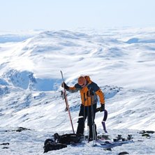 En h&auml;rlig topptur p&aring; p&aring;skafton med milsvid utsi. Foto: Monica Eriksson. &Aring;kare: Anders Merenius.