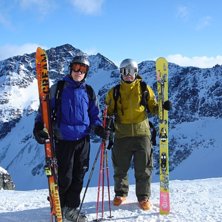 Jag o Micke var p&aring; v&auml;g upp p&aring; Glaci&auml;ren n&auml;r v. Foto: Ok&auml;nd. &Aring;kare: Erik N&auml;slund, Mikael Jansson.