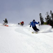 Foto: Nisse Schmidt. &Aring;kare: Anders Gurra Petter.