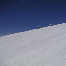 Ibland &auml;r det v&auml;rt att vara f&ouml;rst i liftk&ouml;n. I. Foto: Ralf Bjerstr&ouml;m. &Aring;kare: jag &amp;amp; mams.
