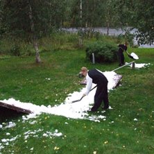 sommar rail p&aring; bakg&aring;rden =) tog sn&ouml; fr&aring;n ishal. Foto: jag(bj&ouml;rn). &Aring;kare: toni.