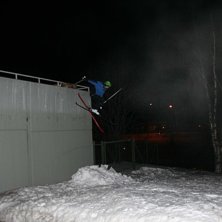 Jag och Martin begav oss ut f&ouml;r att hitta n&aring;t br. Foto: Andreas Yttling. &Aring;kare: Martin sk&auml;r.