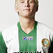 Smart och talangfull fotbollsspelare. &Aring;kare: max trygg.