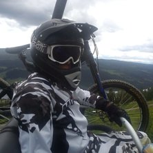 Foto: Christoffer Nilsson. &Aring;kare: Pontus Halvarsson.