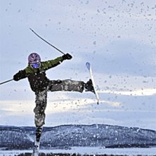 Pontus bailar n&auml;r han f&ouml;rs&ouml;ker g&ouml;ra en 360.. Foto: Mattias Pettersson. &Aring;kare: Pontus Kieri, Lule&aring;.