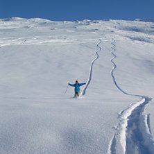 k&ouml;r lite pow pow och e kram go samtidigt. Foto: hemlis!. &Aring;kare: stina larsson.