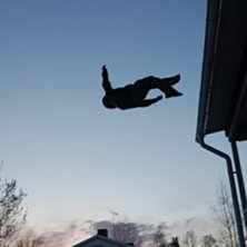 Backflip. Foto: Fredrik Johansson. &Aring;kare: Kristoffer Hj&auml;rtstr&ouml;m.