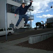 Philip flipar en sak. Foto: Simon Berggren. &Aring;kare: Philip.