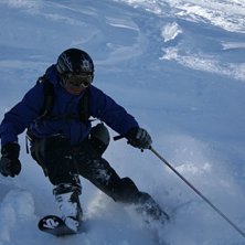 Efter sn&ouml; kommer sol.. Foto: Peo Stenholm. &Aring;kare: Jonas Tuvfesson.