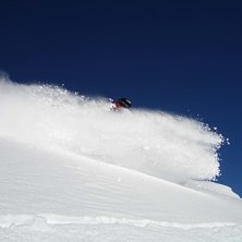 Jonas &auml;ter puder p&aring; La Masse sluttningen. Foto: Isabelle Baumann. &Aring;kare: Jonas Org&aring;rd.