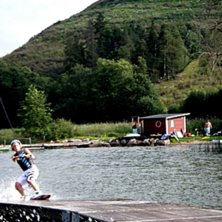 &aring;ker p&aring; den ap l&aring;nga,feta,hala,hemmapul boxen.. Foto: mickan isaksson. &Aring;kare: soffy.