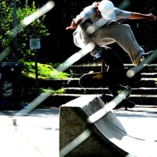 Helh&auml;ftig Kickflip....... Foto: Nicke Jacobsson. &Aring;kare: John Bj&ouml;rkroos.