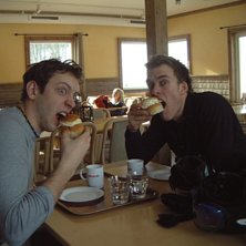 Mina vapendragare!!. Foto: Bj&ouml;rn Westerlund. &Aring;kare: Brink och Honken.