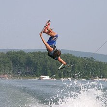 &Aring;kare: simon asewipe.