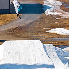 Sliten en sw9 under M&aring;ttsund springsession :). Foto: Lukas Nilsson. &Aring;kare: Jag.