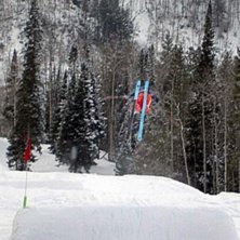 Lite backflip...... Foto: Brett Hemenover. &Aring;kare: David Jonsson.