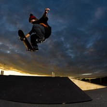 Fs Boneless i solnedg&aring;ngen. Foto: Anton Svanborg. &Aring;kare: Jonathan &Aring;berg.