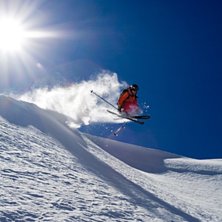 Foto: Adrian Helly-Hansen. &Aring;kare: Viktor Roos.