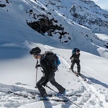 Kasper &Ouml;sterdahl och Erik Arnemo i sluttningarna . Foto: Axel Adolfsson.