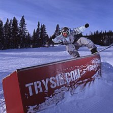 Foto: Magnus Th&ouml;rewik. &Aring;kare: Tomas Berggren.