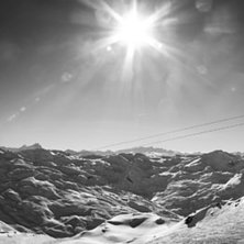 Utsikten p&aring; v&auml;g ner fr&aring;n Mont de la Chambre, &auml;. Foto: Hedda Berander. &Aring;kare: Funitel du Boquetin.