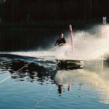 Kv&auml;lls&aring;kning!. Foto: Magnus Nystr&ouml;m. &Aring;kare: Stefan Andersson (Billabong).