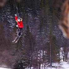 ett hopp. Foto: Johan St&aring;hlberg. &Aring;kare: Helena M&aring;nsson.
