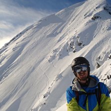 Grym dag p&aring; baksidan av mckenzie peaken, glad f&ouml;. Foto: Jonas Fjellgren. &Aring;kare: Fredrik Nordqvist.
