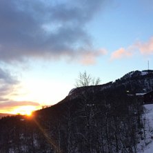 &Auml; N T L I G E N har s&auml;songen f&ouml;r min del b&ouml;rja.