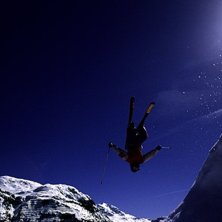 Bl&auml;ndare: 4,5
Slutare: 4000
Objektiv: 24mm
Fil. Foto: Johan St&aring;hlberg. &Aring;kare: Ok&auml;nd.