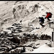 4:58. Thats only 2 mins to get down to the Pub Mon. Foto: Rob Hamilton-Smith. &Aring;kare: The Dualing Brothers.