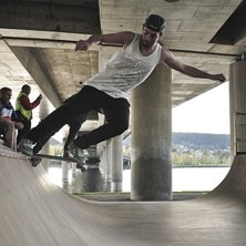 L&auml;rde mig att g&ouml;ra detta trixx h&auml;r om dagen i s. Foto: Robbin G&auml;lliner (Salkey p&aring; freeride). &Aring;kare: Jesper &amp;quot;Jeppenator&amp;quot; Nor&eacute;n.