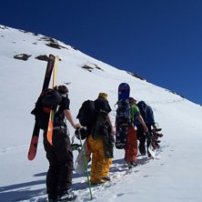 Hiking for offpist... Foto: Andre M&aring;rd. &Aring;kare: Jakob Ventin, Petter Lundberg, Lennart Ventin, Jonathan Skagersten.