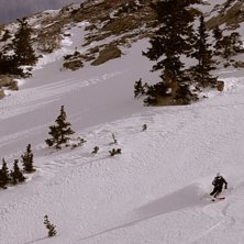 Fint &aring;k p&aring; eftermiddagen i Alta Backcountry. Foto: Lucas Skalleberg. &Aring;kare: Max Larsson.