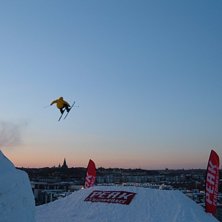 PK Hunder under uppv&auml;rmingen p&aring; Sthlm Big Air.. Foto: M. &Aring;kare: PK Hunder.