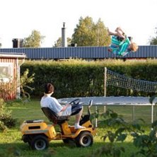 jag hoppar lite. Foto: pontus ros&eacute;n lindahl. &Aring;kare: jag s&aring;klart.