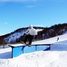 Parklek i Hamra Funpark efter att liftarna st&auml;ngt. Foto: Linus Krantz. &Aring;kare: Jens Jonsson.
