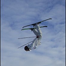 backflipp. Foto: Julle. &Aring;kare: Jonathan liljedal.