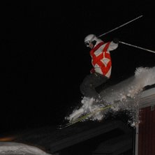 ett dropfr&aring;n hus i Lindvallen. Foto: Jesper Hayland. &Aring;kare: Hampus Ledskog.