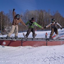 Vi f&ouml;rs&ouml;kte f&aring; en bild d&auml;r alla tre stod p&aring; r. Foto: Leo Crawford. &Aring;kare: Martin, Jocke, Andreas.