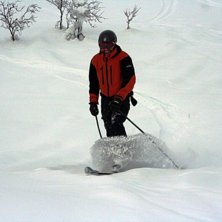 N&ouml;jd efter en h&auml;rlig puder pl&ouml;jning. Foto: Michael Gustafsson. &Aring;kare: Pa Essa Konteh.
