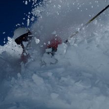 Sk&ouml;na sv&auml;ngar en solig dag i Andermatt.. Foto: Martin Karlsson. &Aring;kare: Jonas Persson.