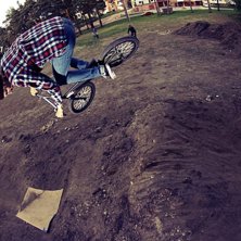 360 i nya dirtenn. Foto: Pontus Jonsson. &Aring;kare: Coffe.