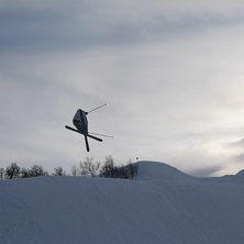 Snurra med handp&aring;l&auml;gg. Foto: pappa. &Aring;kare: jag.