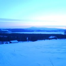 Inte varje kv&auml;ll man st&aring;r i en backe och bara nj.