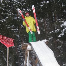 rampen hemma som igentligen &auml;r en sommar rail :D. Foto: oscar. &Aring;kare: jag.