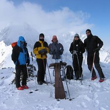 Suldenspitze 3376m, komplett med lavett f&ouml;r l&auml;tt. Foto: Kurt Ortler. &Aring;kare: Martin Hanson, Eva Jansson m.fl..