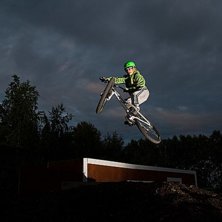 Hopptr&auml;ning i Alfta Bike Park. Foto: Kenneth Einars. &Aring;kare: Jonte Woxberg.
